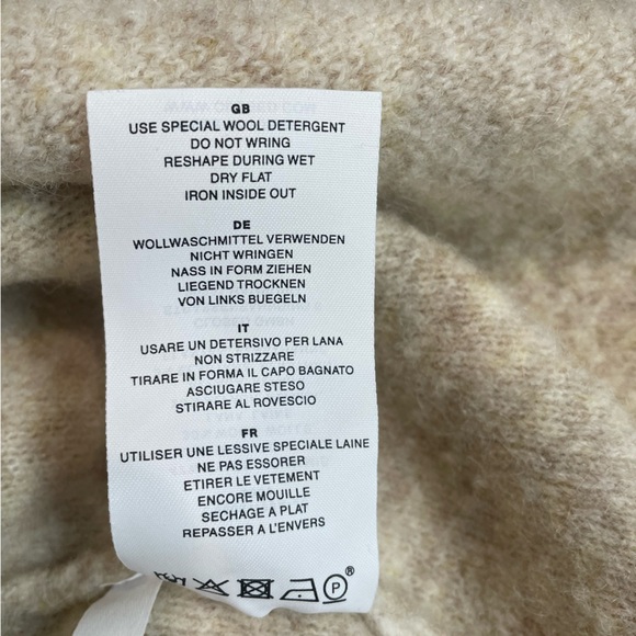 Closed alpaca oversized sweater cream and tan plaid size xs NWOT - Picture 8 of 8